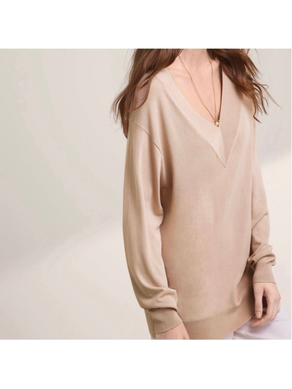 Aritzia Wilfred Beige Mercure V Neck Sweater XXS rayon nylon